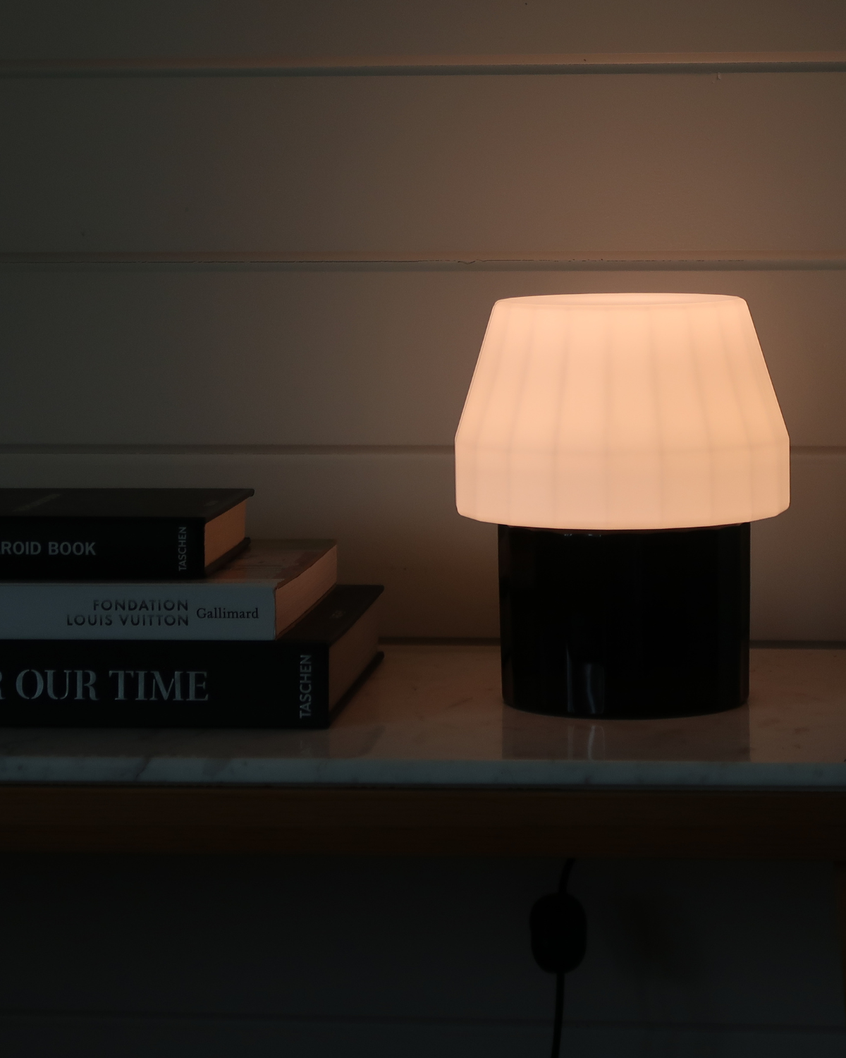 Duke Glass Table Lamp