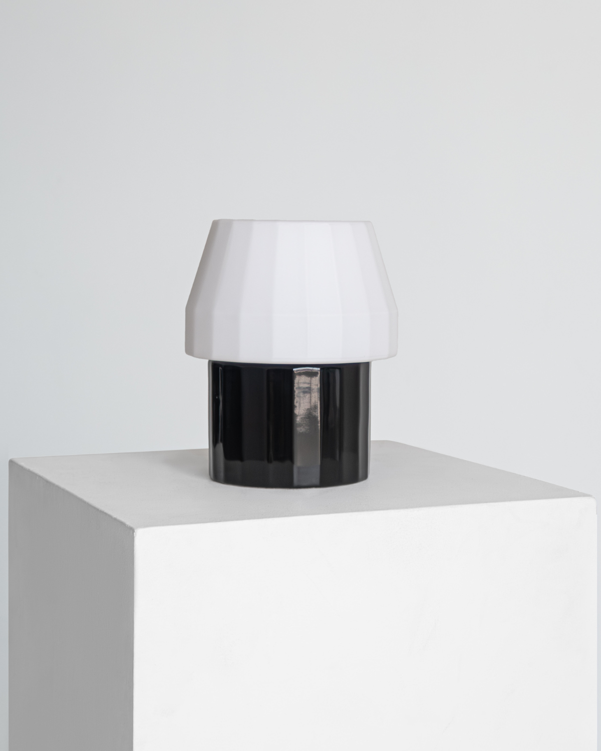 Duke Glass Table Lamp