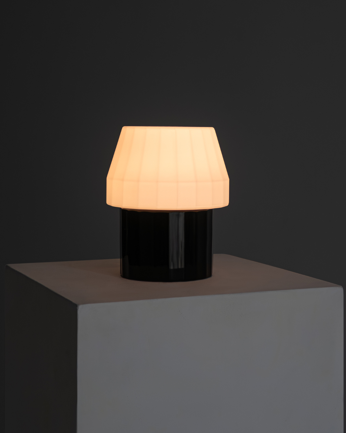 Duke Glass Table Lamp