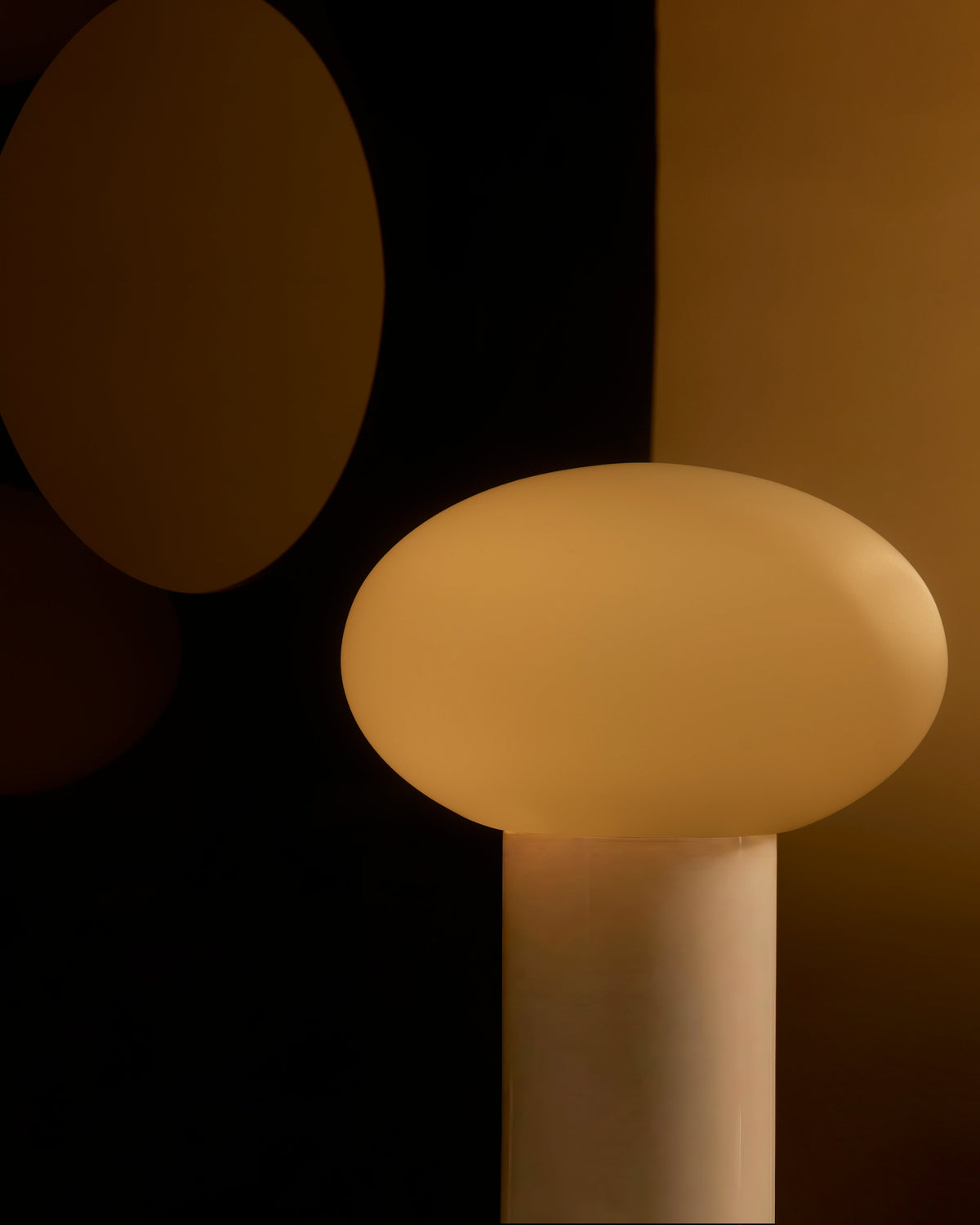 Ivy Oval Globe Table Lamp