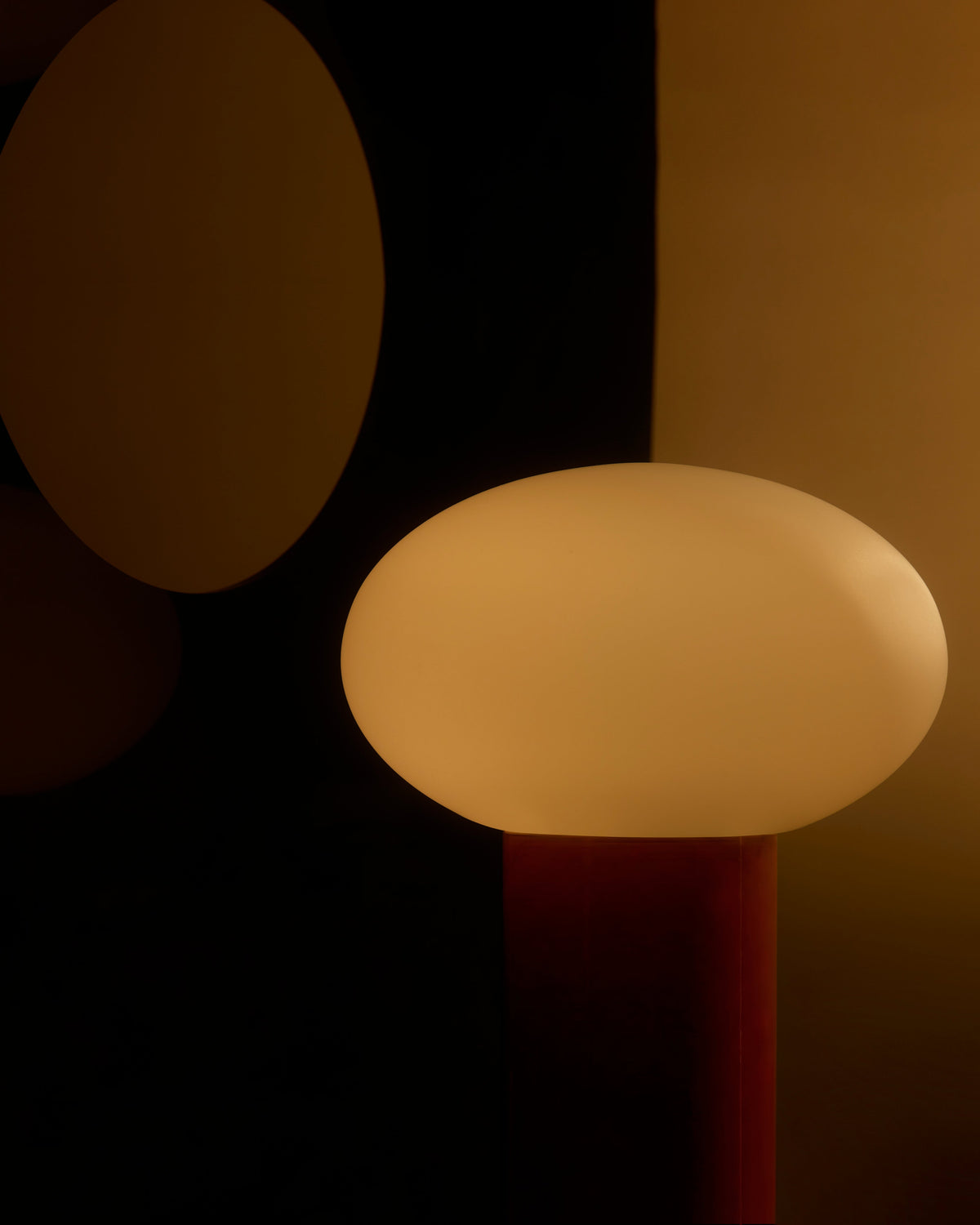 Ivy Oval Globe Table Lamp
