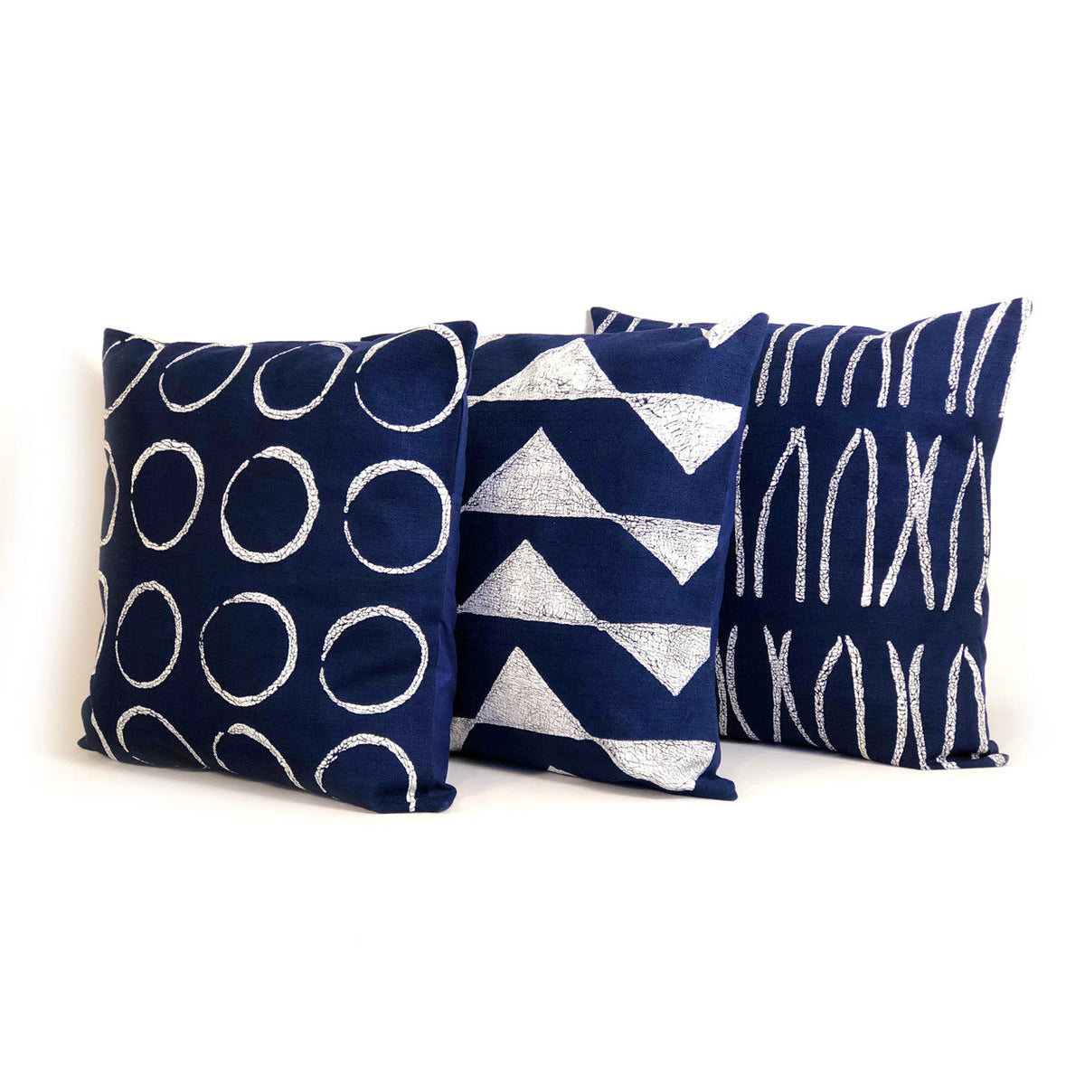 Sadza Triangles Pillow Cover — Indigo