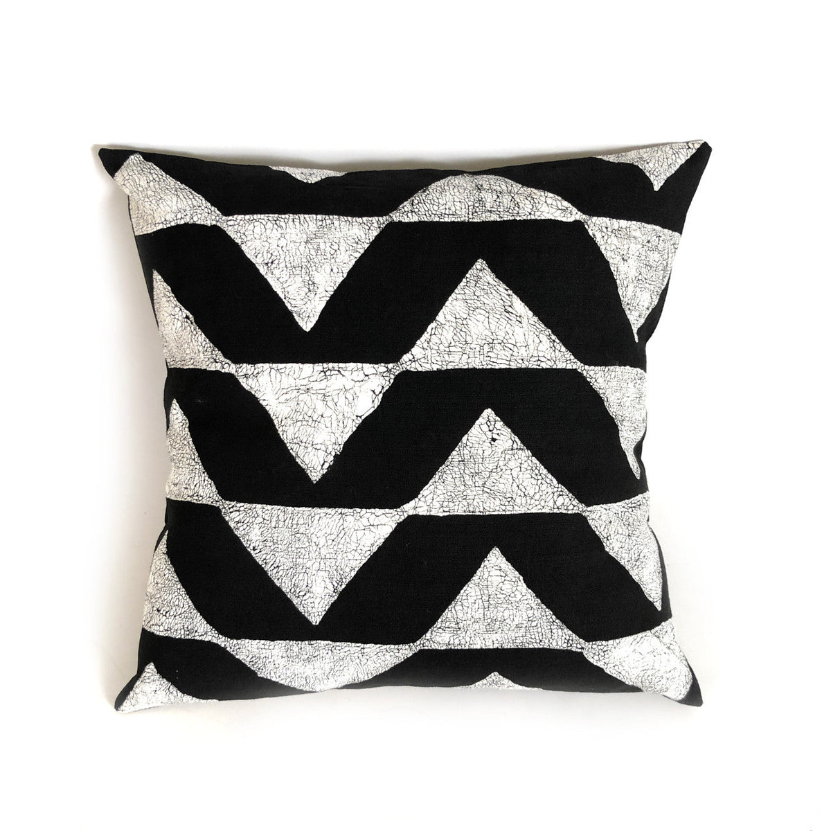 Sadza Triangles Pillow Cover — Ebony
