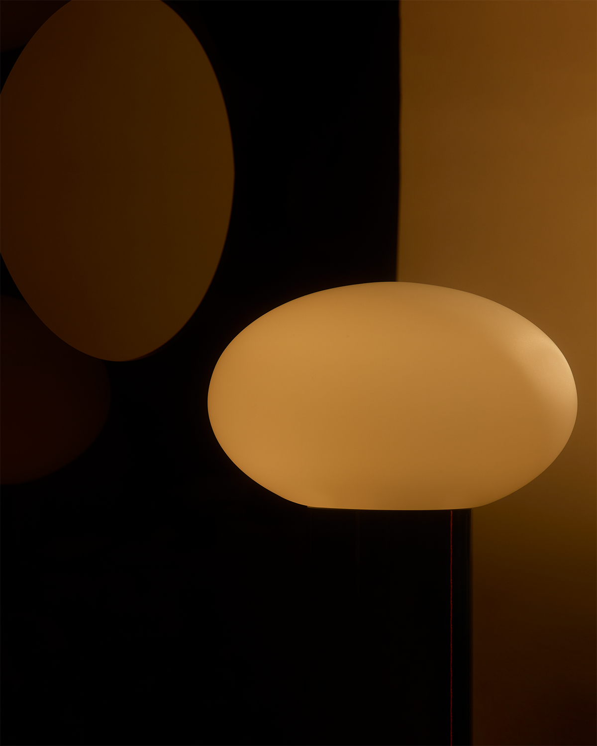 Ivy Oval Globe Table Lamp