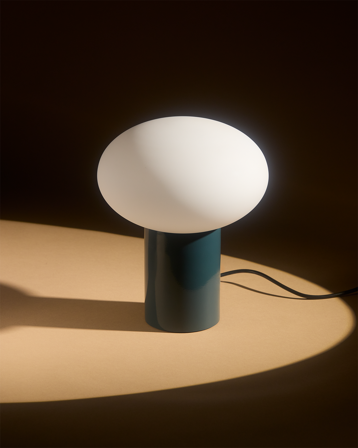 Ivy Oval Globe Table Lamp — Teal