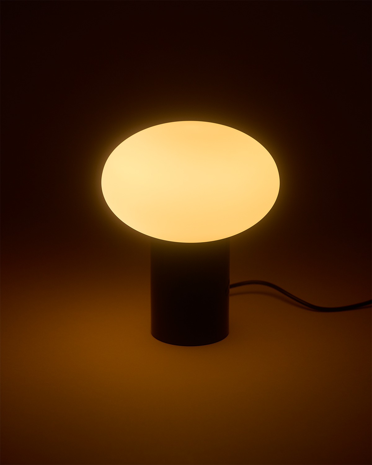 Ivy Oval Globe Table Lamp