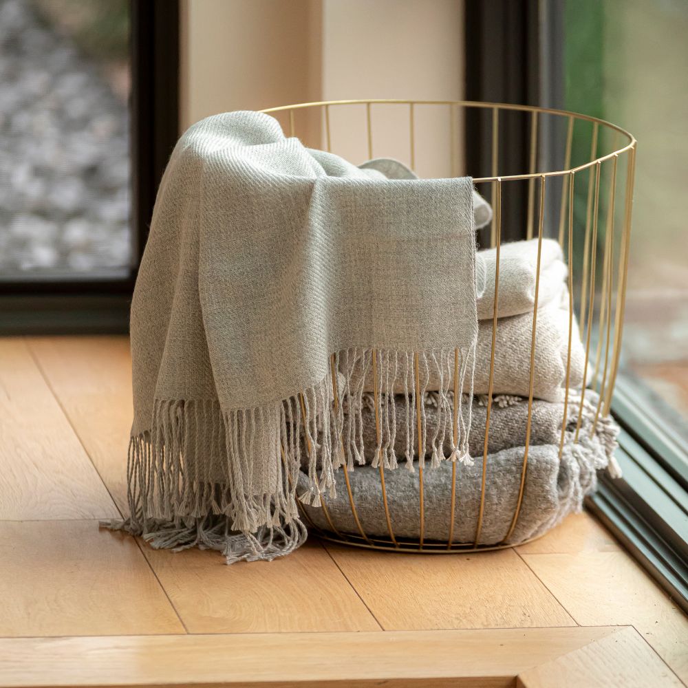 Wasi Baby Alpaca Throw — Silver