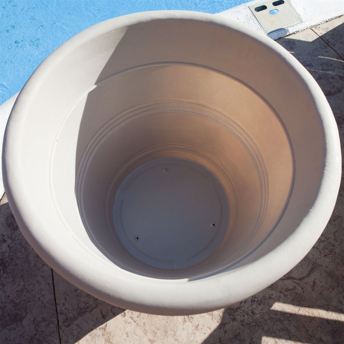 Weathered Concrete-Finish Patio Planter — 26 Inch